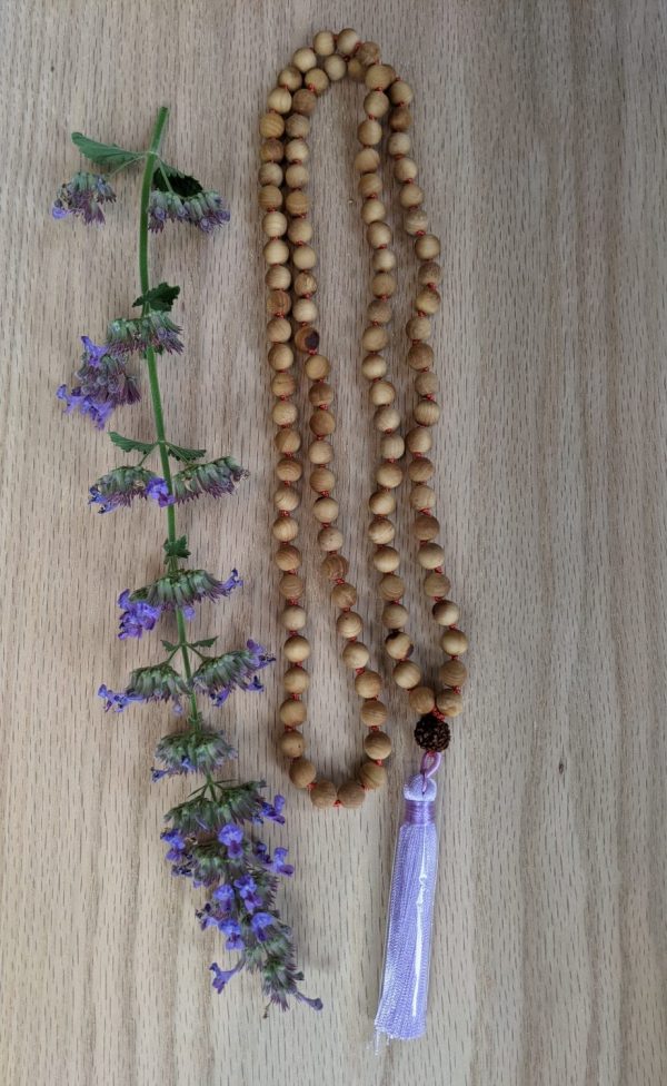 Natural polished Rosewood lavender tassle Mala - Image 2